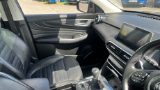 MG Hs 1.5 T-GDI Exclusive 5dr Petrol Hatchback